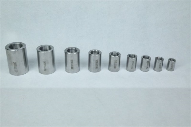 金山直螺纹钢筋套筒技术特点